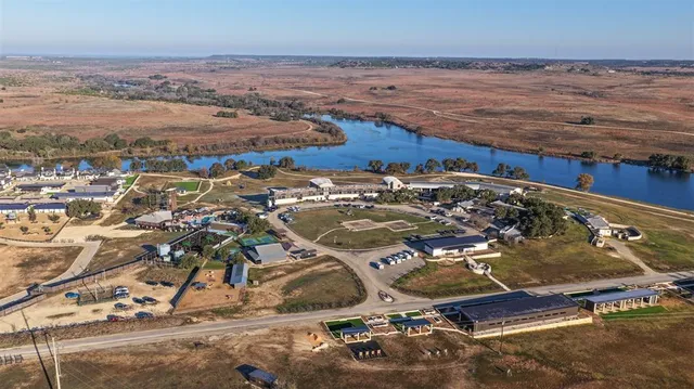 $1,650,000 | 500 Ryan Joe Circle, Iredell, TX 76649