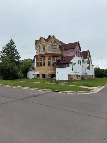 $59,900 | 801 4th Avenue West, Ashland, WI 54806