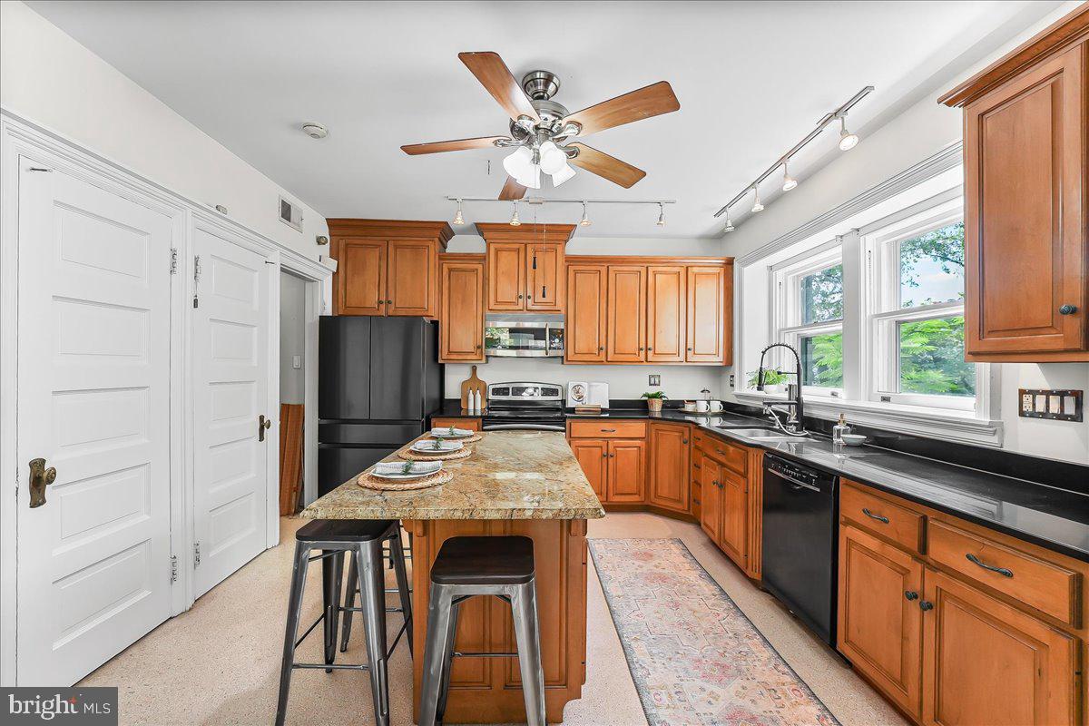 503 West State Street Kennett Square, PA 19348 - Photo 19 of 76 kitchen