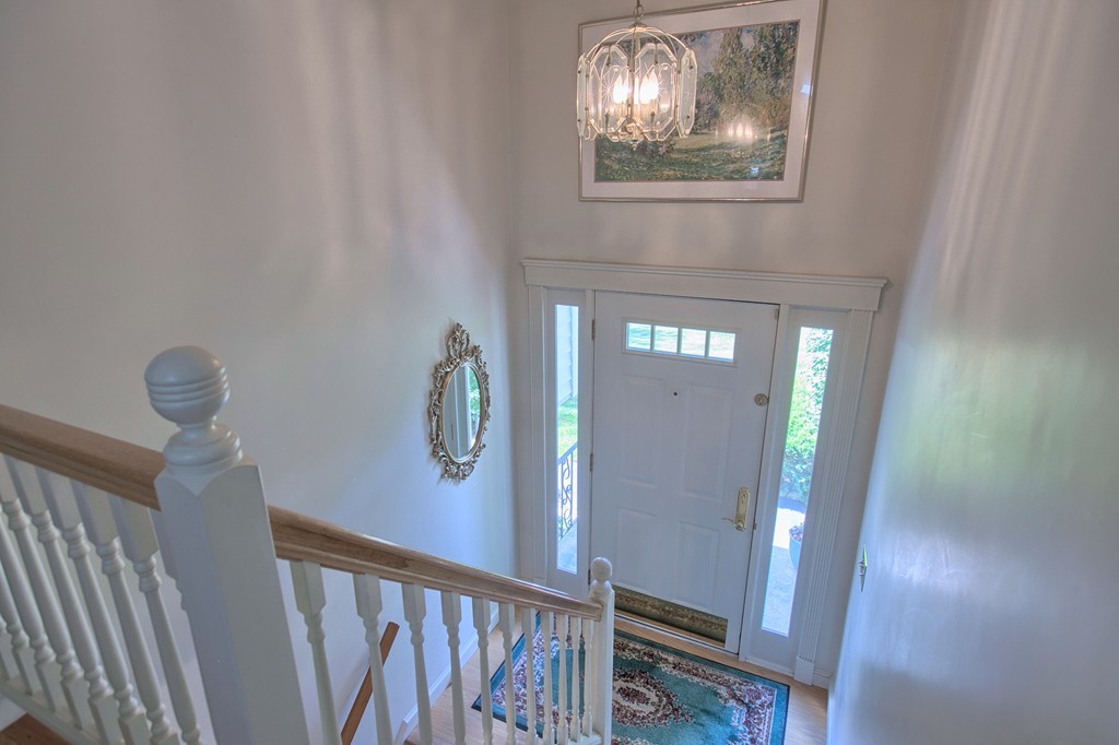 130 Ferncroft Road Tewksbury, MA 01876 - Photo 6 of 29 a view of a interior of house