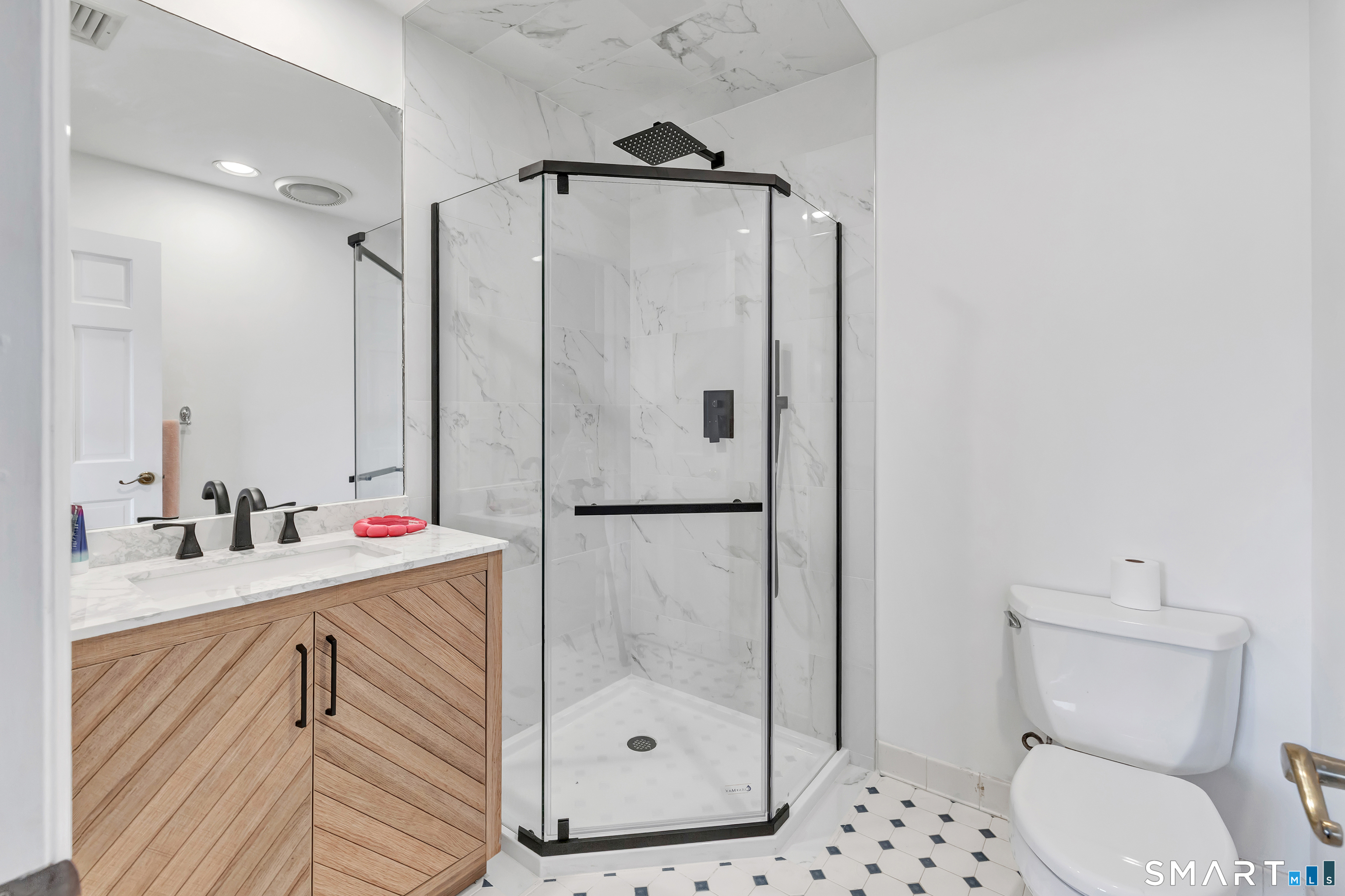 553 Judd Road Easton, CT 06612 - Photo 17 of 24