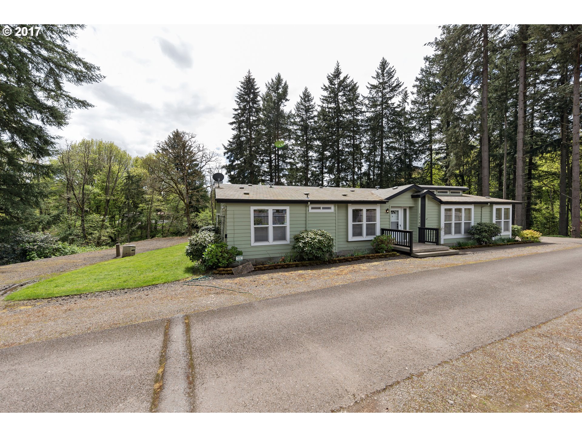 13186 Murray Road Northeast Aurora, OR 97002 - Photo 2 of 19 Gallery Image 2