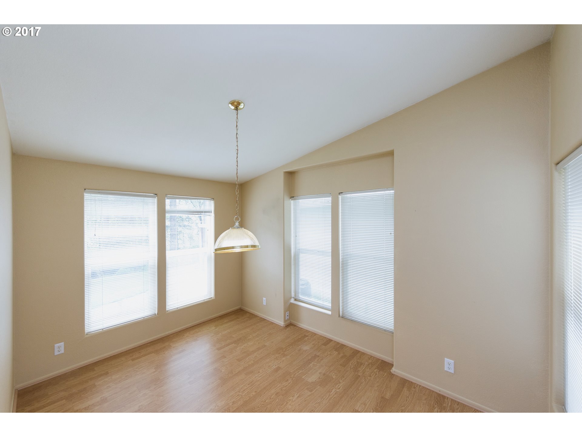 13186 Murray Road Northeast Aurora, OR 97002 - Photo 6 of 19 Bedroom, Primary