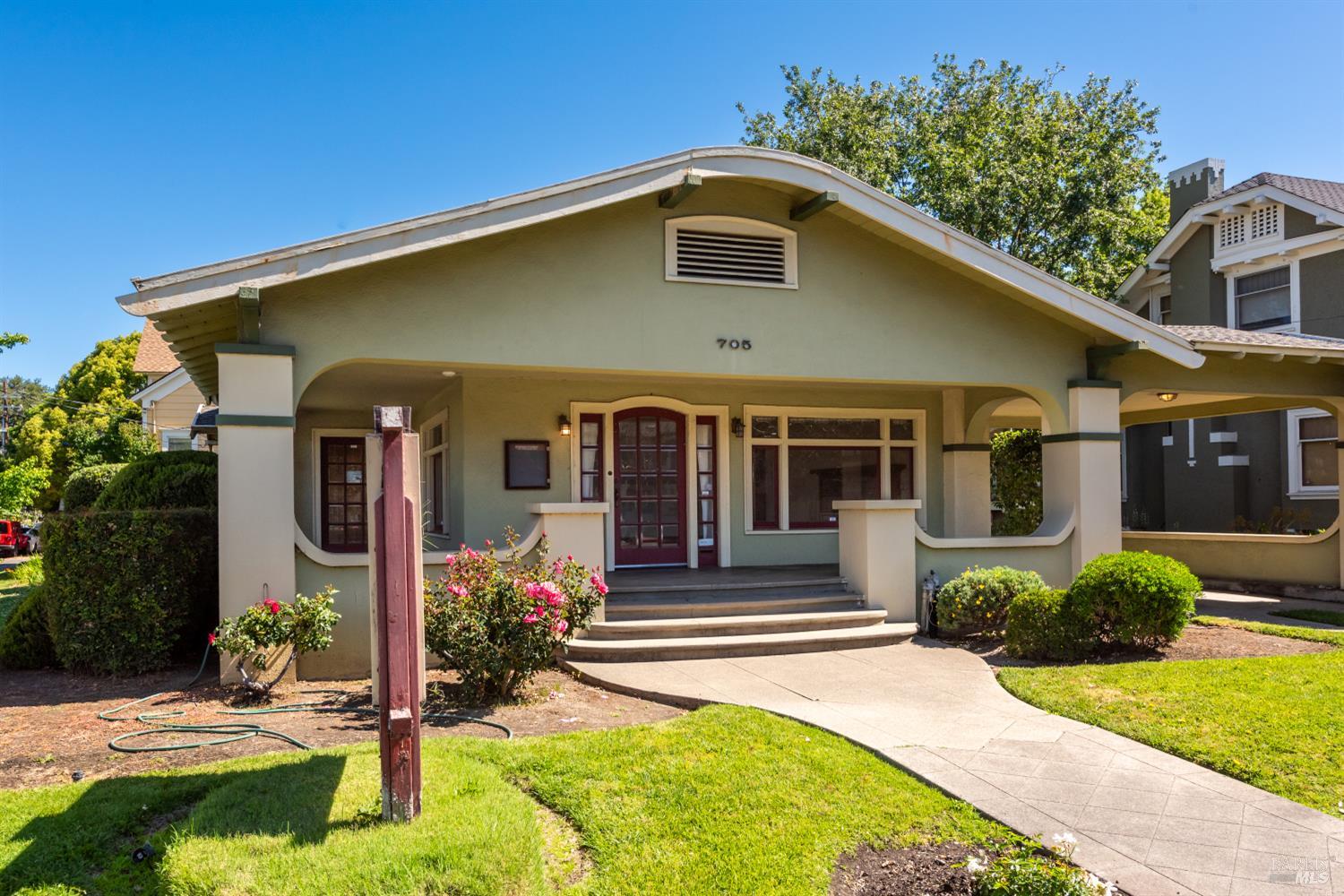 705 College Avenue Santa Rosa, CA 95404 - Photo 4 of 32