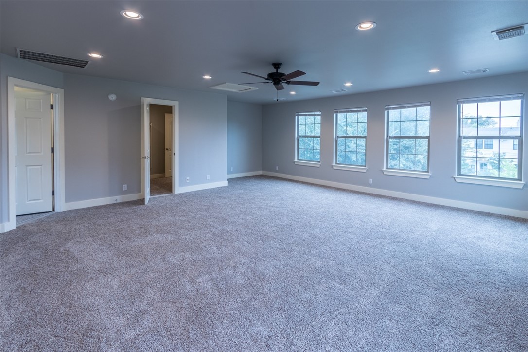 306 East 34th Street, Unit A Austin, TX 78705 - Photo 16 of 25 a view of an empty room with a window
