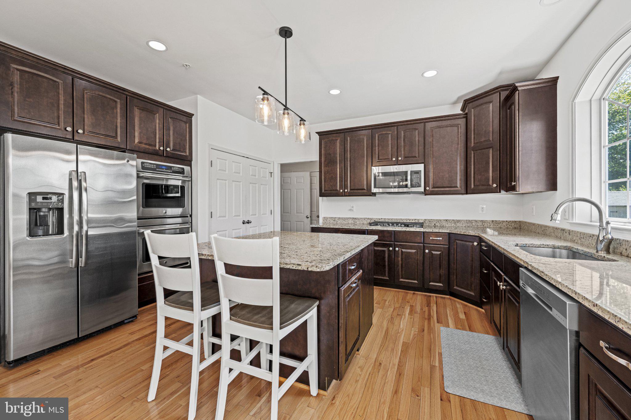 10693 Harding Road Laurel, MD 20723 - Photo 15 of 55 Modern kitchen with elegant finishes.