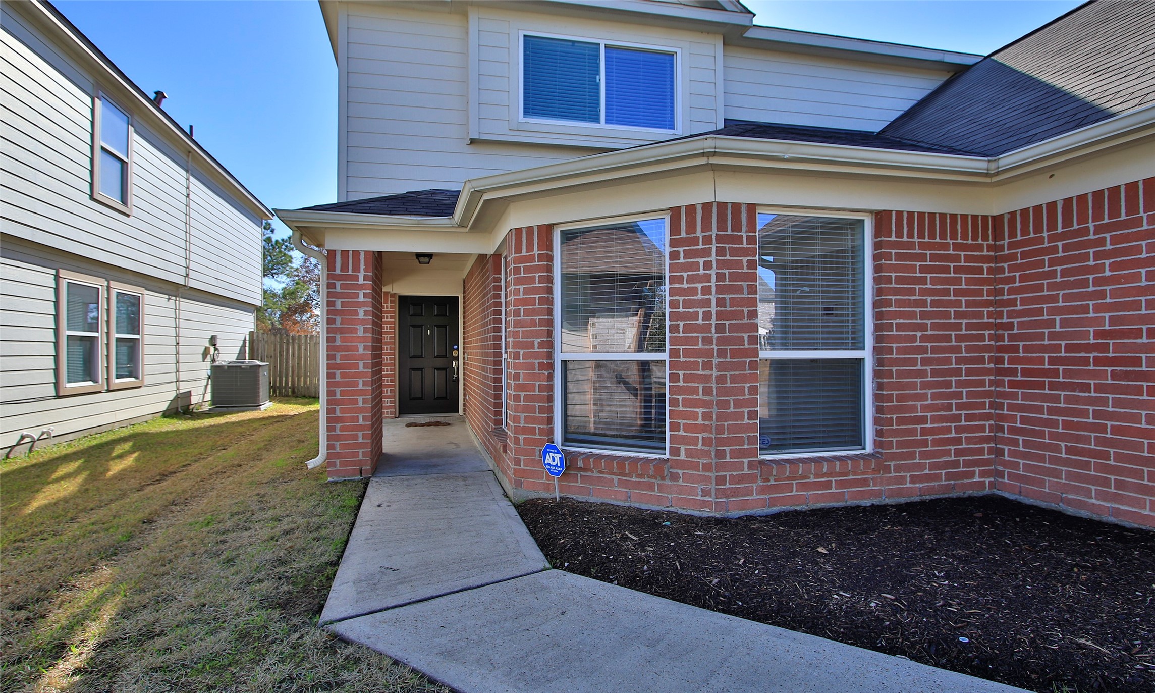 9812 Expedition Trail Conroe, TX 77385 - Photo 3 of 37 a front view of a house