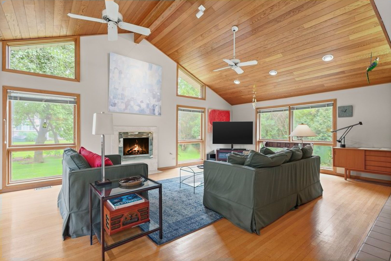 7 Robin Hood Ranch Oak Brook, IL 60523 - Photo 8 of 27 Gallery Image 8