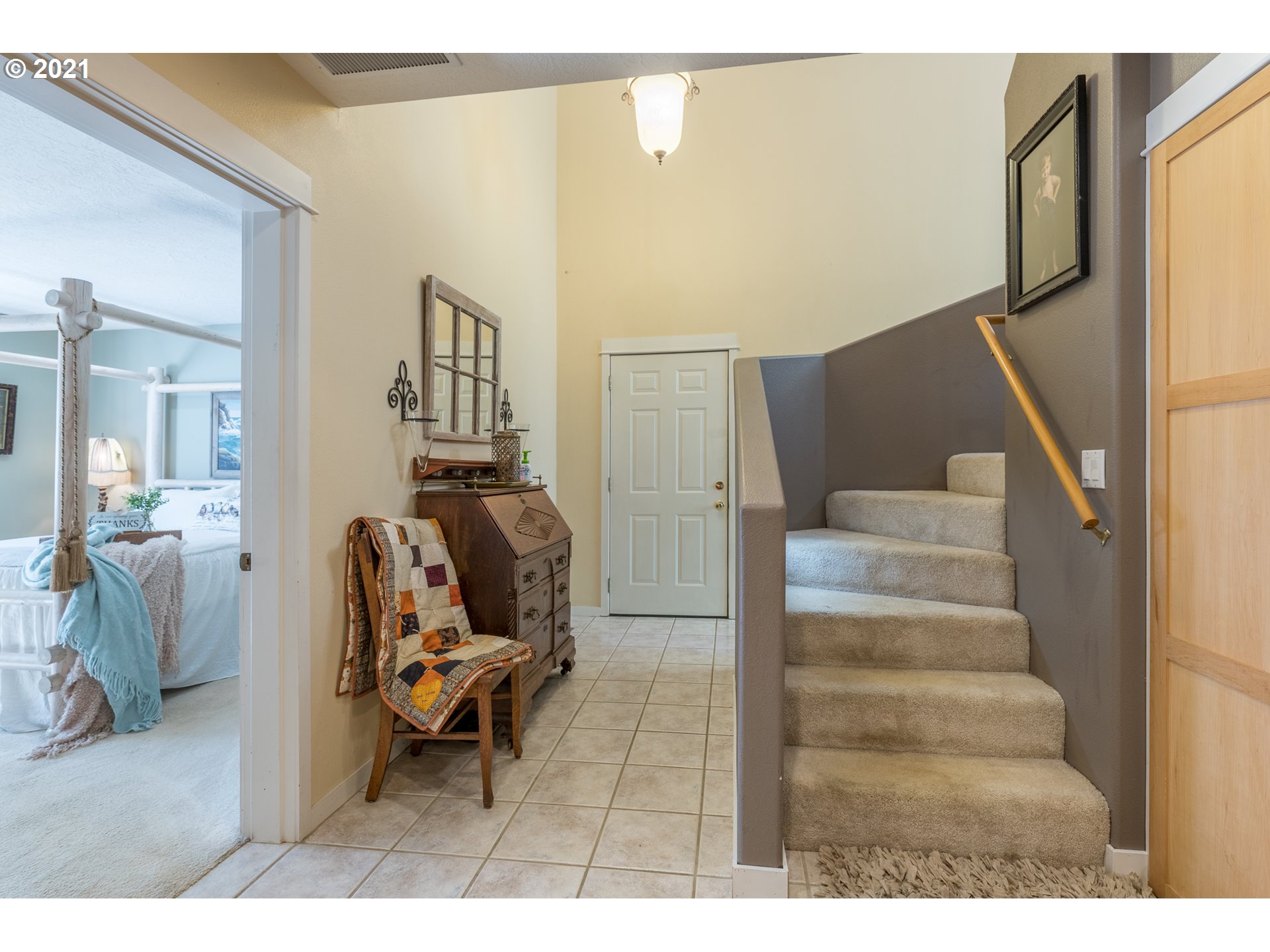 64633 East Sandy River Lane Rhododendron, OR 97049 - Photo 17 of 32 Gallery Image 17