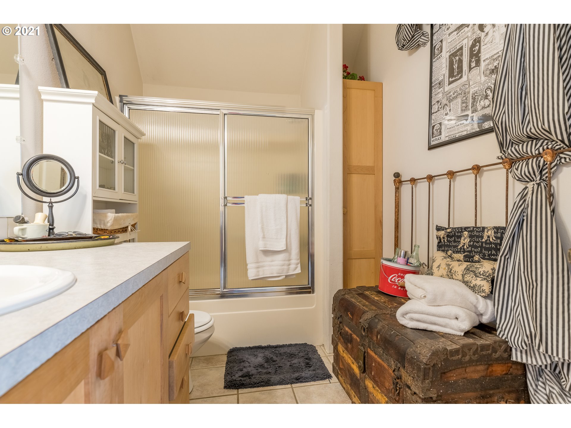 64633 East Sandy River Lane Rhododendron, OR 97049 - Photo 21 of 32 Gallery Image 21