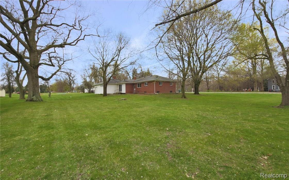5070 North Nicholson Road Fowlerville, MI 48836 - Photo 21 of 21 24-photo-web-1680x1050-400437.jpg