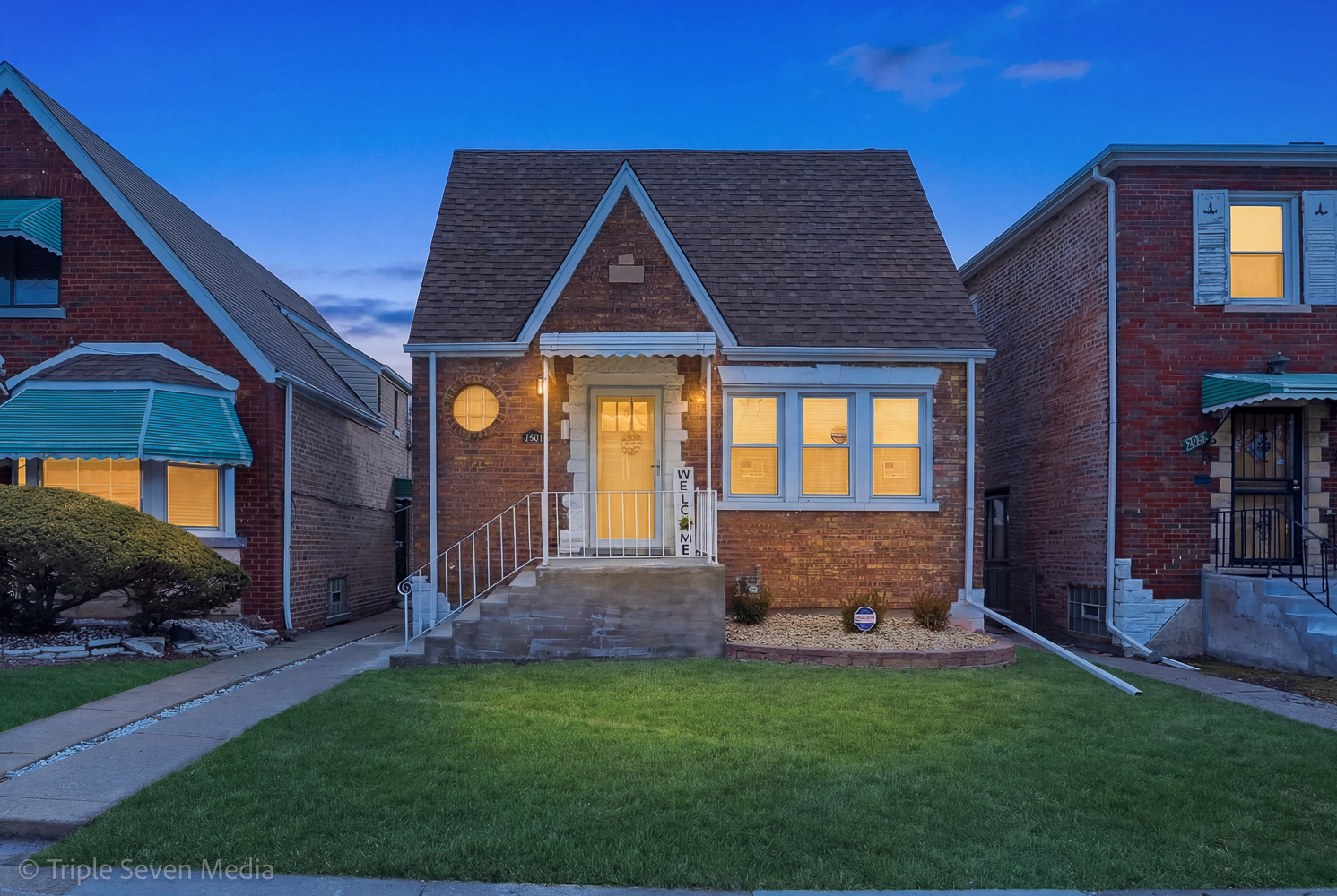 9149 South Aberdeen Street Chicago, IL 60620 - Photo 2 of 46 a view of outdoor space yard and porch