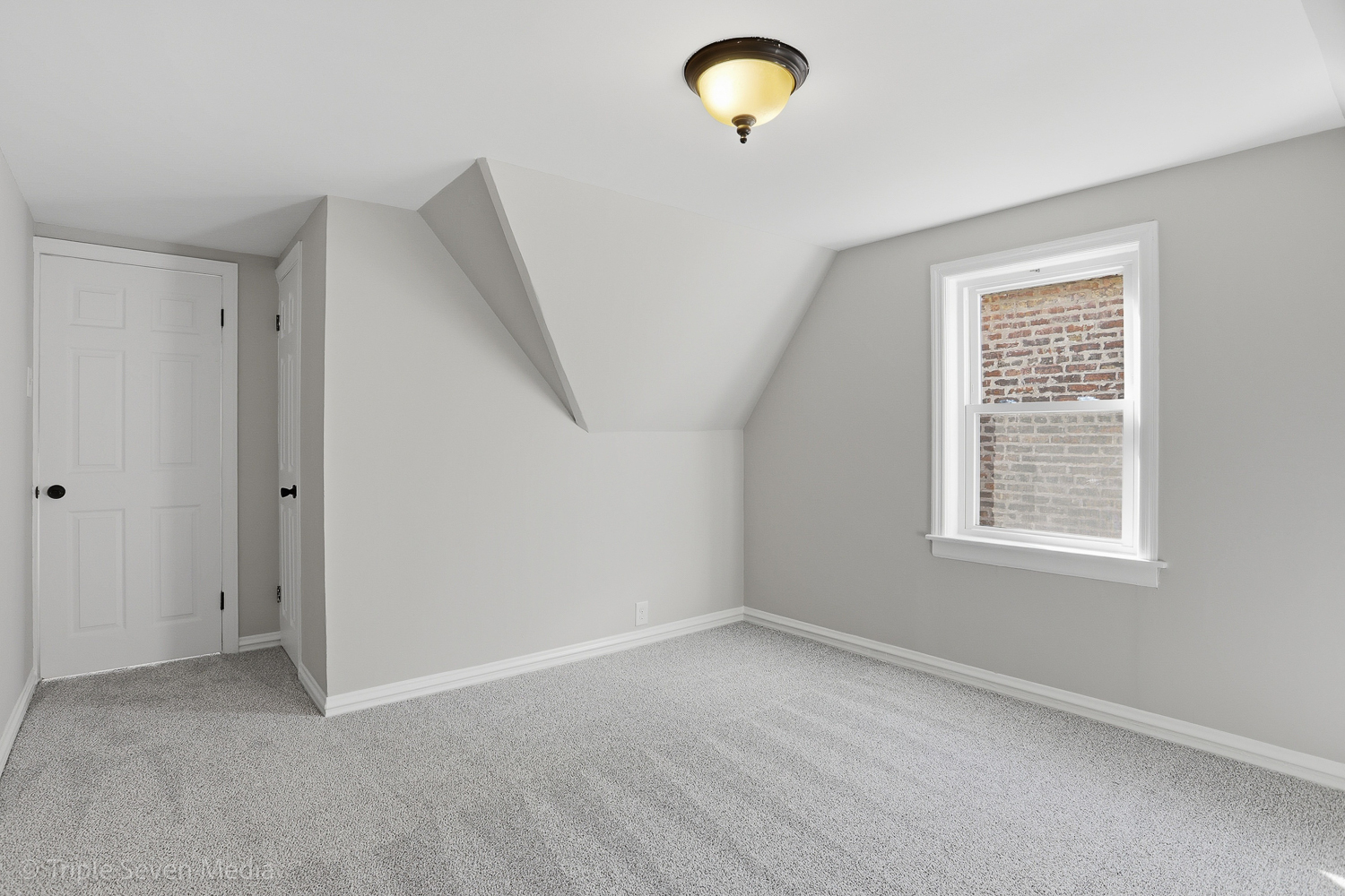 9149 South Aberdeen Street Chicago, IL 60620 - Photo 24 of 46 an empty room with windows
