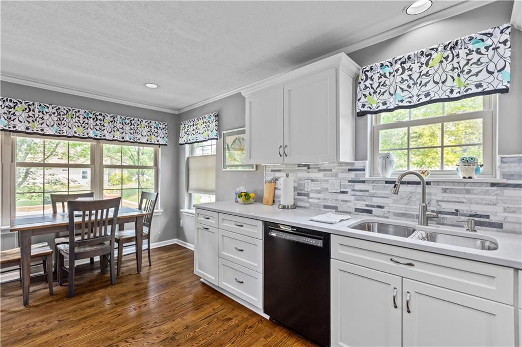 2819 McMorran Road Gibsonia, PA 15044 - Photo 14 of 37 Gallery Image 14