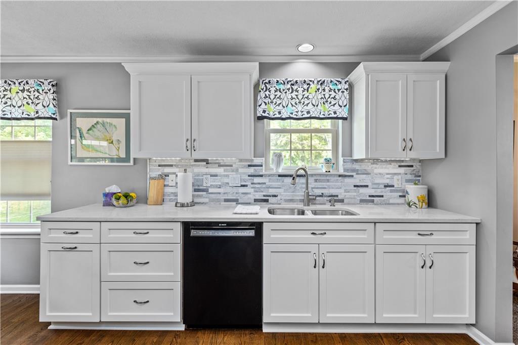 2819 McMorran Road Gibsonia, PA 15044 - Photo 15 of 37 Gallery Image 15