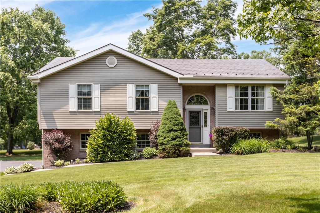 2819 McMorran Road Gibsonia, PA 15044 - Photo 2 of 37 Gallery Image 2