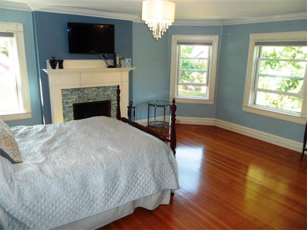 15 Riverview Street Springfield, MA 01108 - Photo 17 of 30