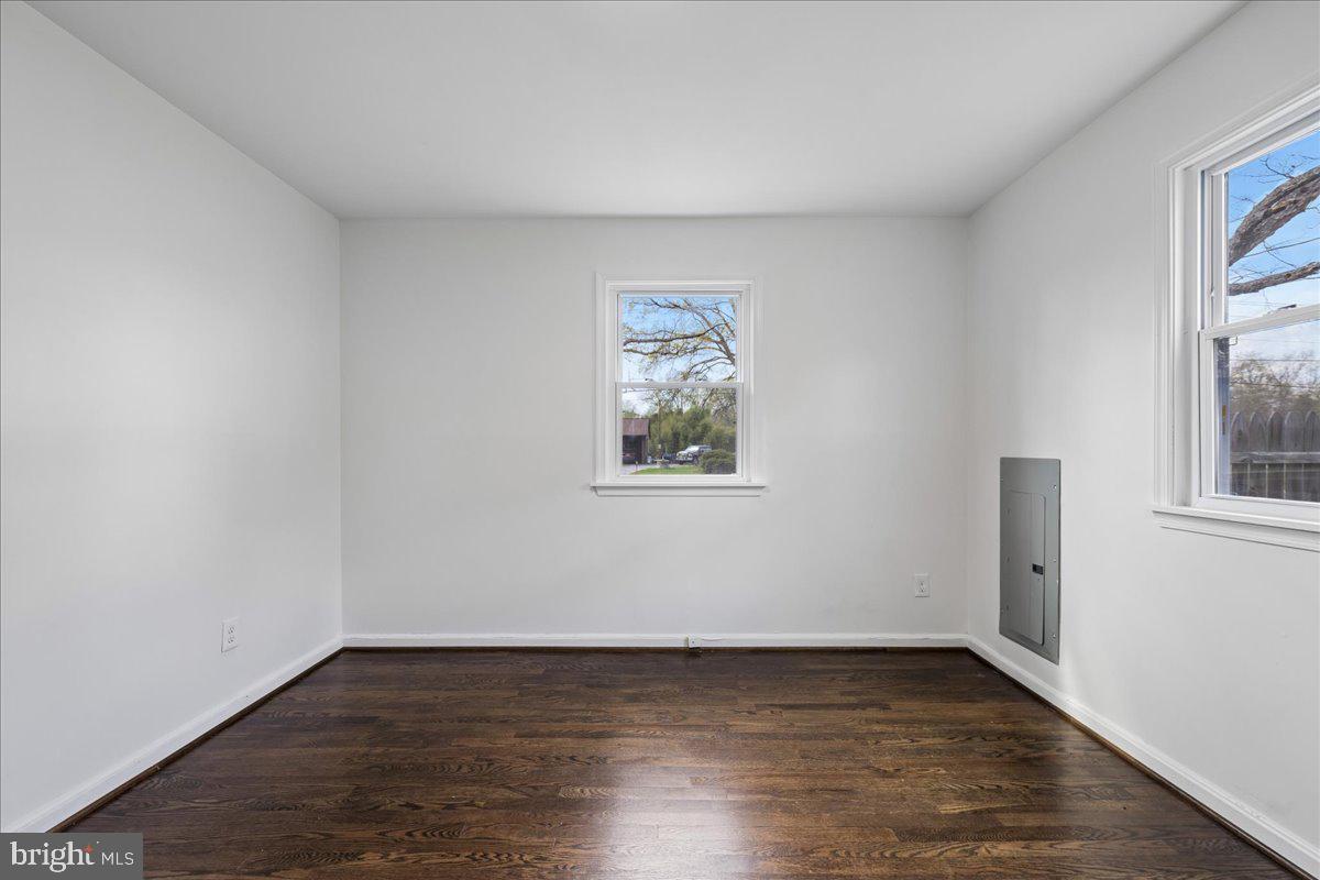 16206 Ashbox Road Brandywine, MD 20613 - Photo 17 of 20 Bright and airy blank canvas space.