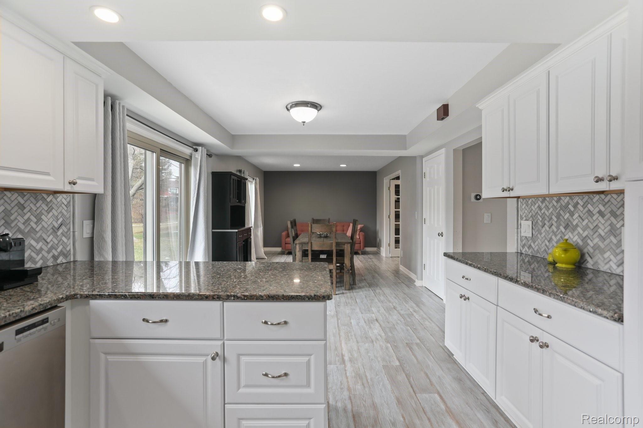 2442 Kimberly Fair Street Rochester, MI 48309 - Photo 15 of 42 2442 Kimberly Fair Street, Rochester Hills - 18.jpg