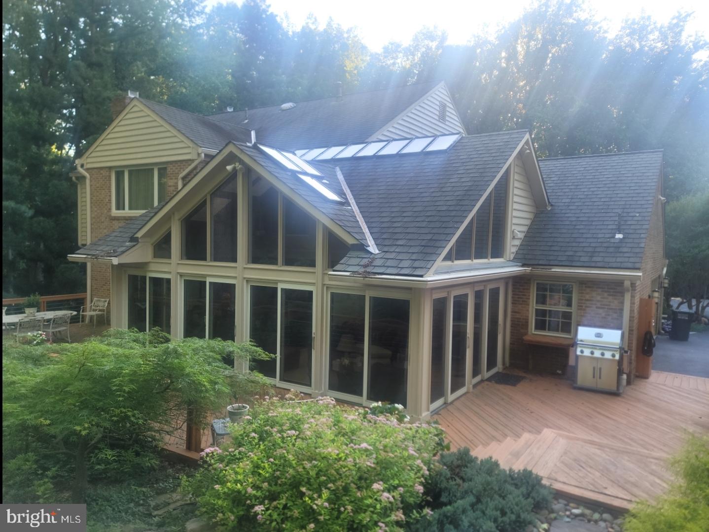 1097 Old Cedar Road McLean, VA 22102 - Photo 8 of 9