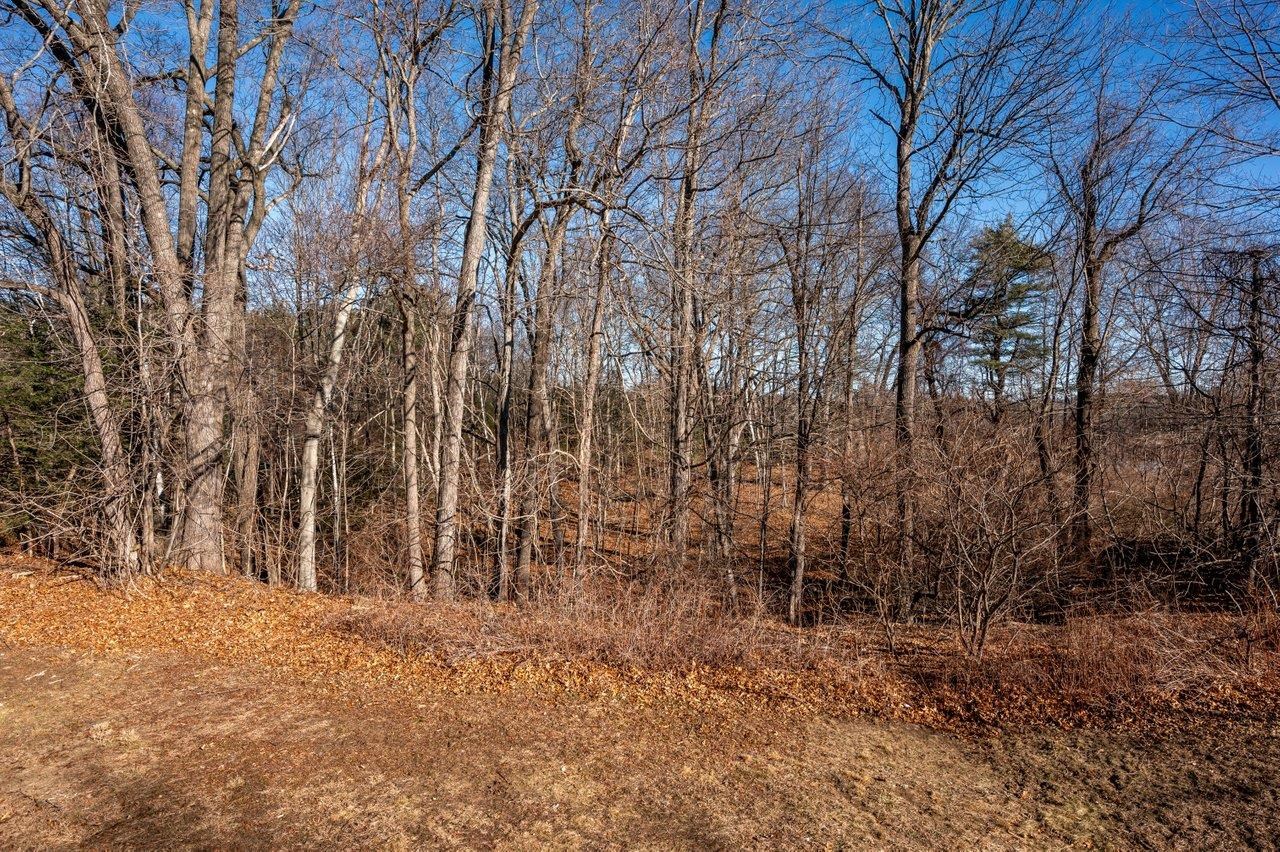 240 Amesbury Road Kensington, NH 03833 - Photo 33 of 36