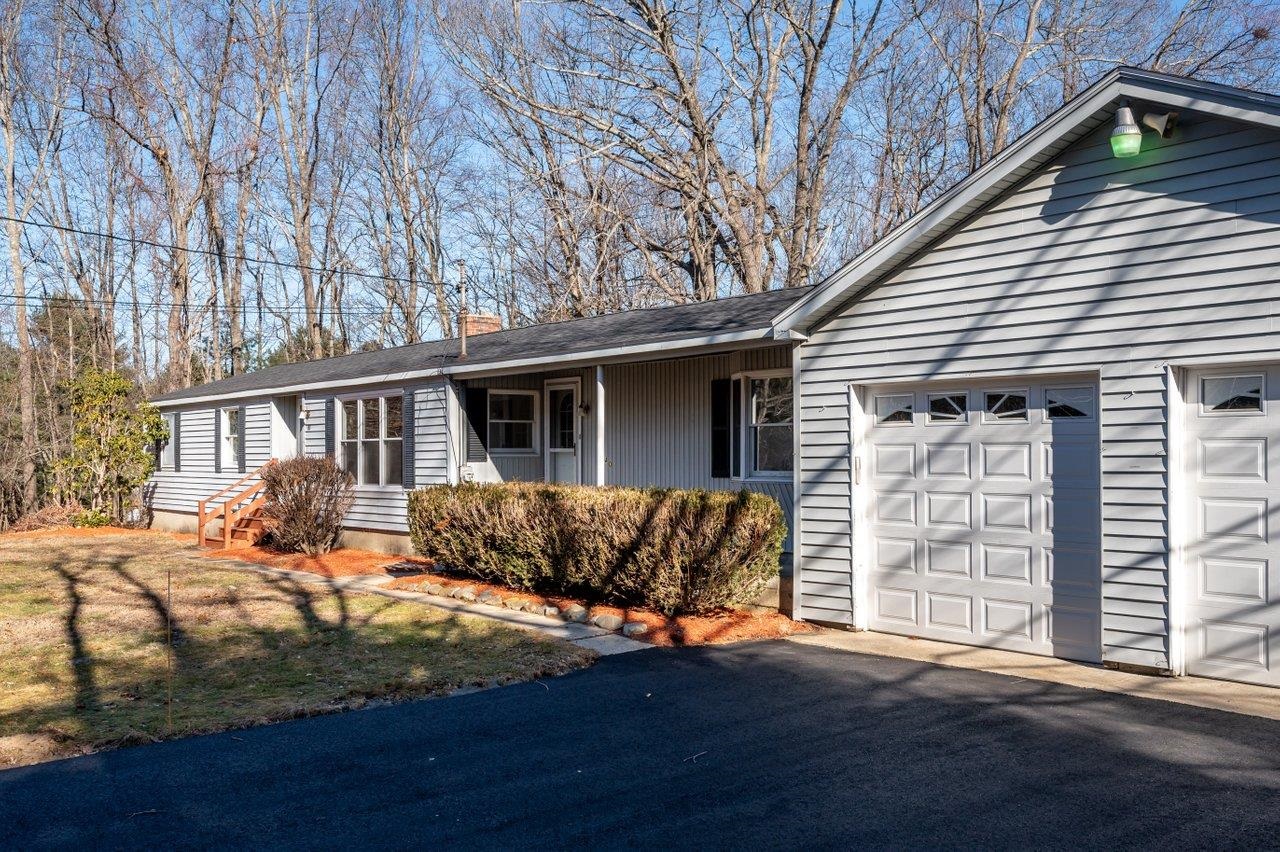 240 Amesbury Road Kensington, NH 03833 - Photo 35 of 36