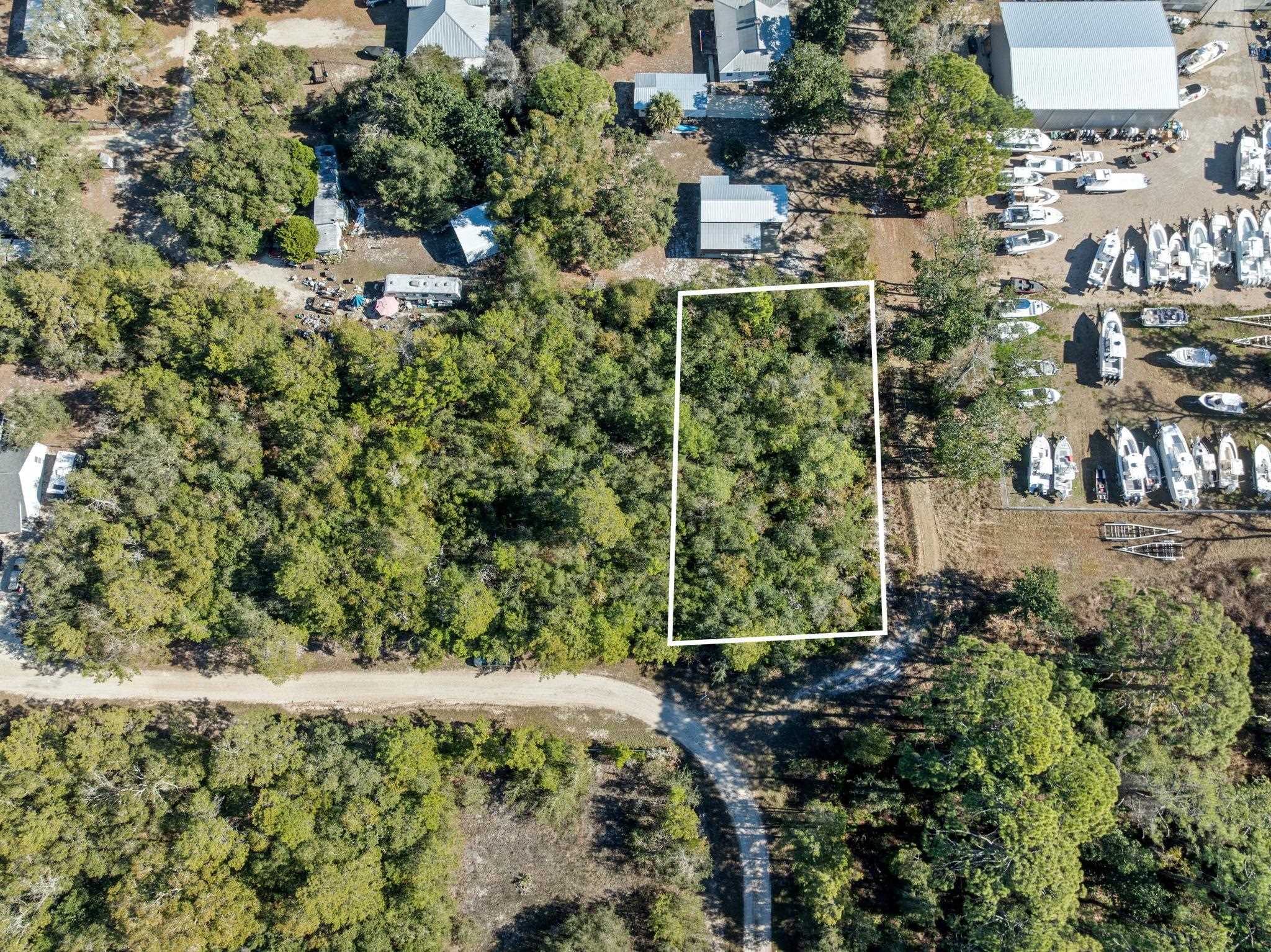 115 Kansas Street Carrabelle, FL 32322 - Photo 2 of 18