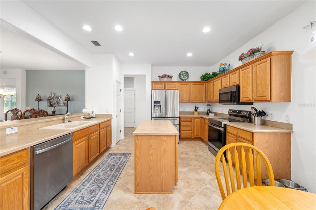 8788 Southeast 130th Loop Summerfield, FL 34491 - Photo 17 of 78