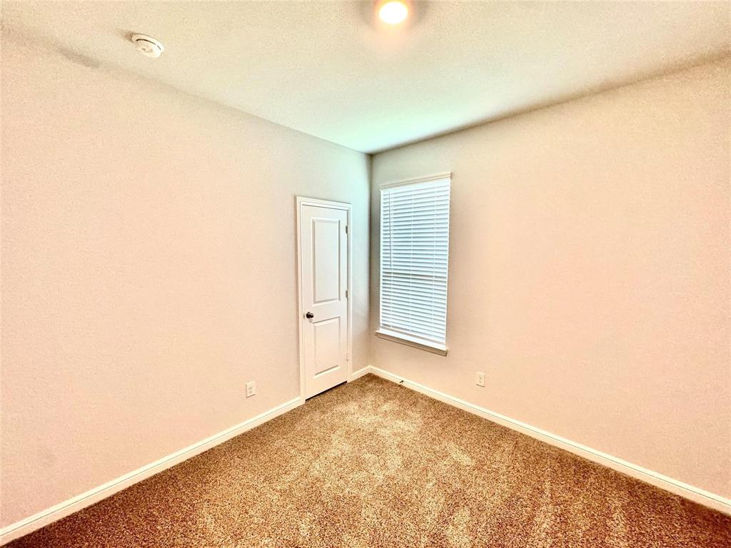 9653 Austin Hollow Road Crowley, TX 76036 - Photo 12 of 18 Gallery Image 12