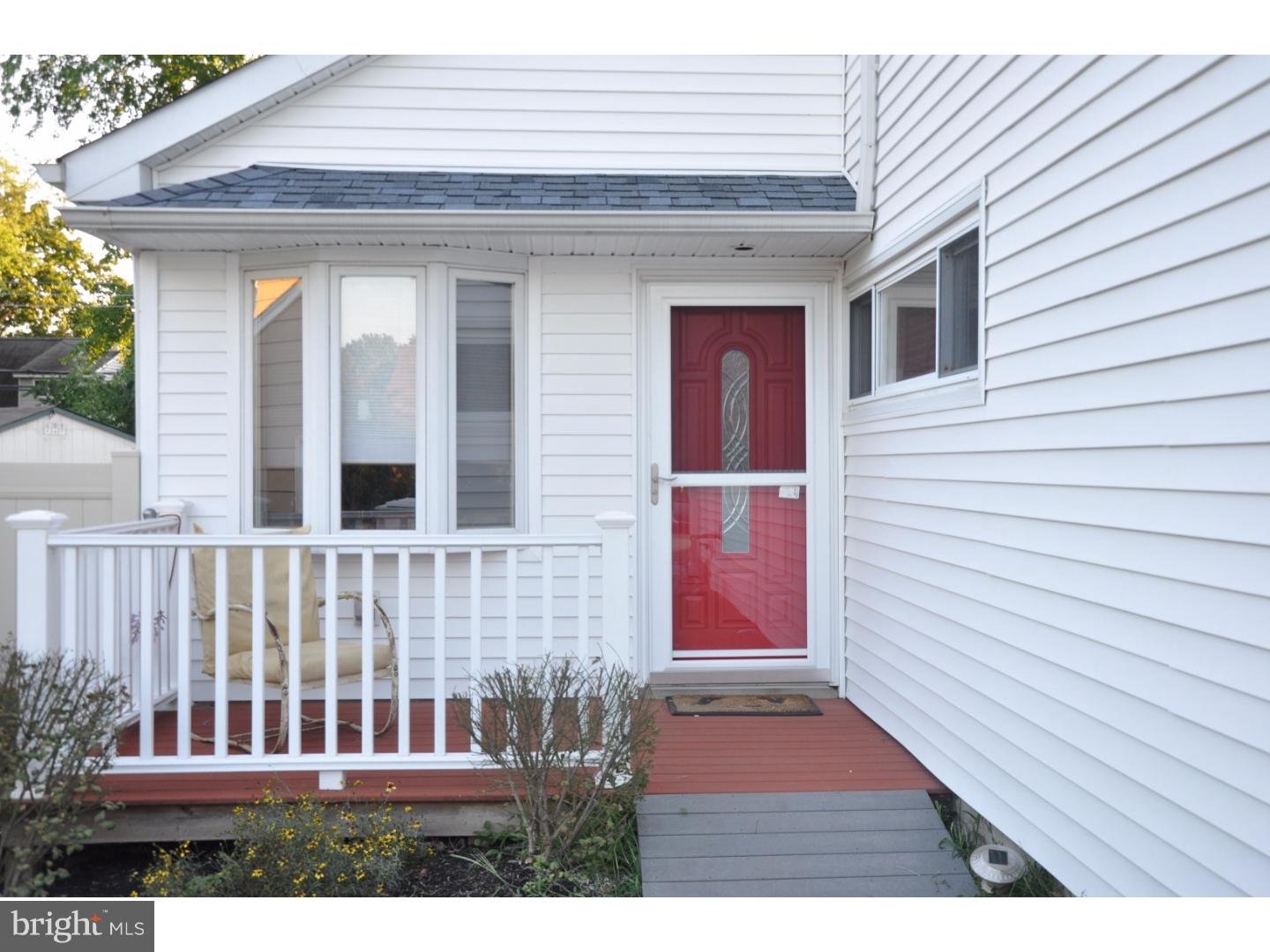 25 Plumtree Road Levittown, PA 19056 - Photo 2 of 25 Gallery Image 2