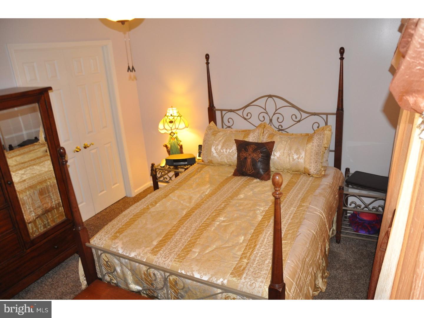 25 Plumtree Road Levittown, PA 19056 - Photo 13 of 25 Gallery Image 13