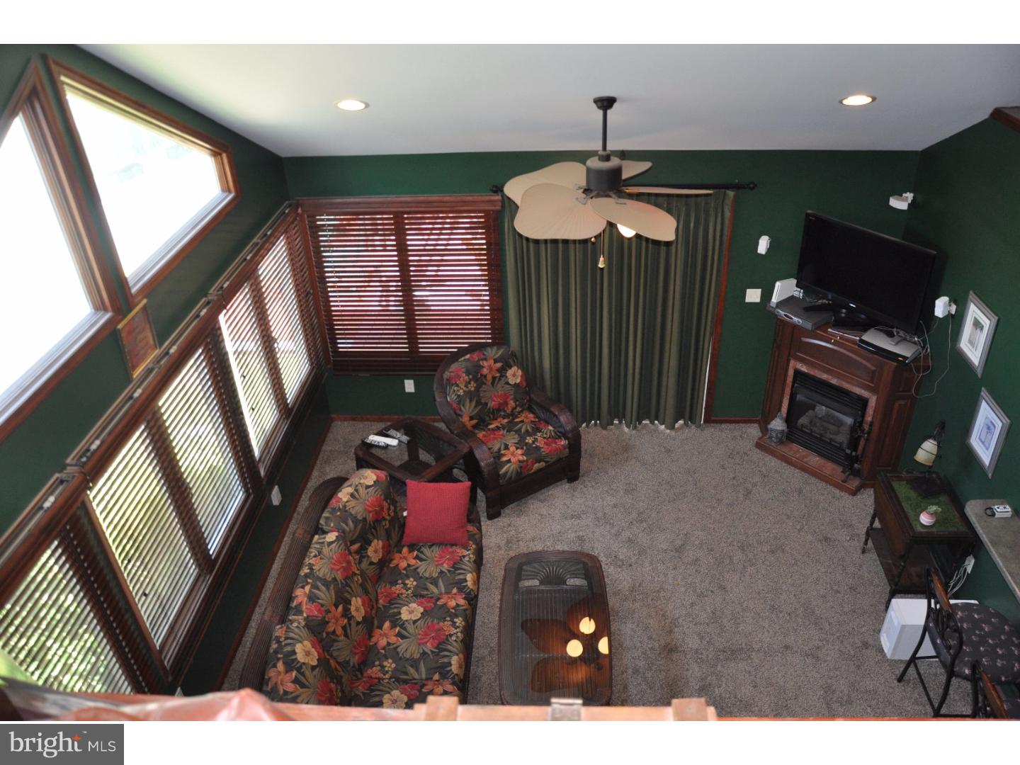 25 Plumtree Road Levittown, PA 19056 - Photo 21 of 25 Gallery Image 21