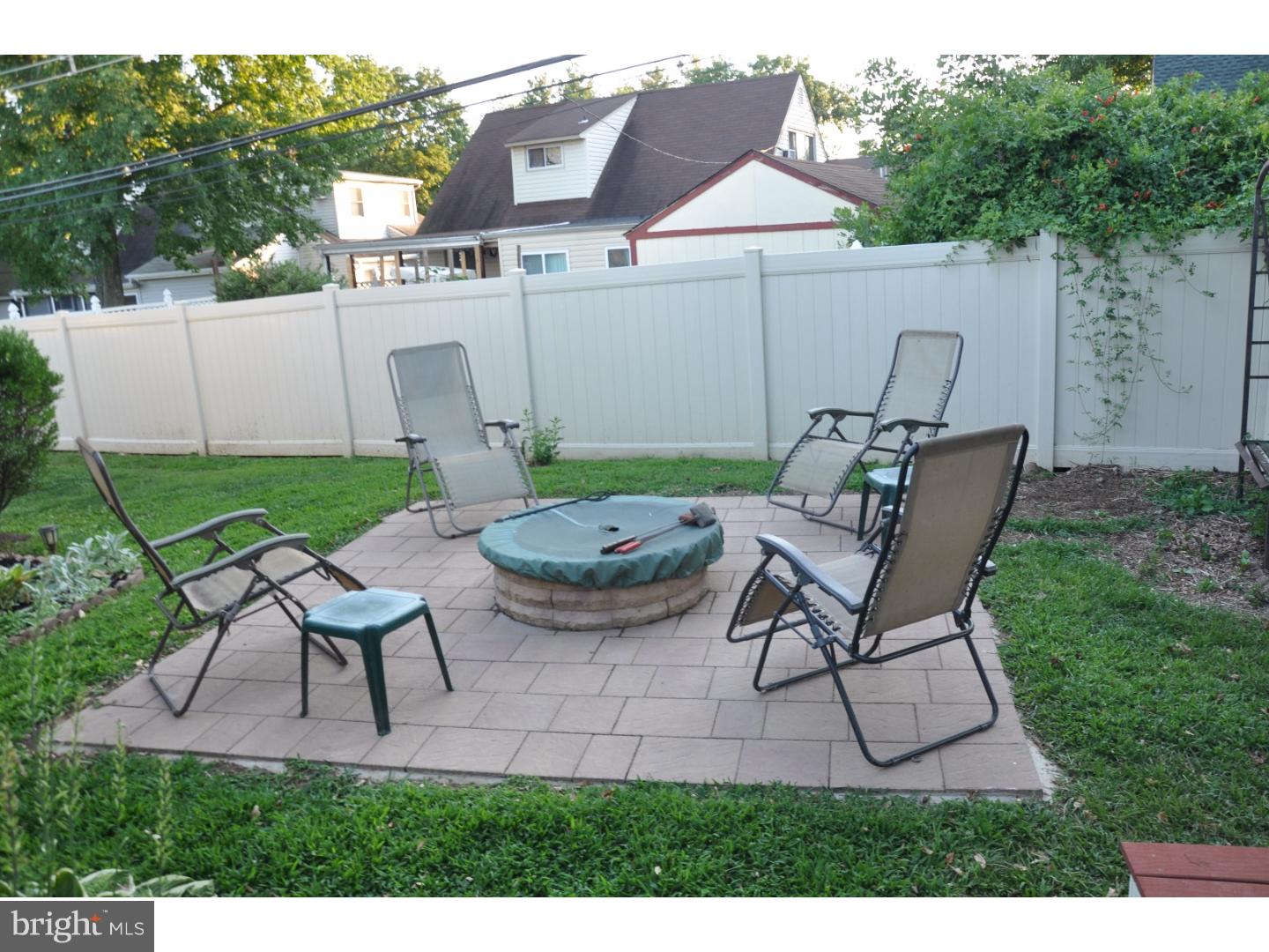 25 Plumtree Road Levittown, PA 19056 - Photo 25 of 25 Gallery Image 25
