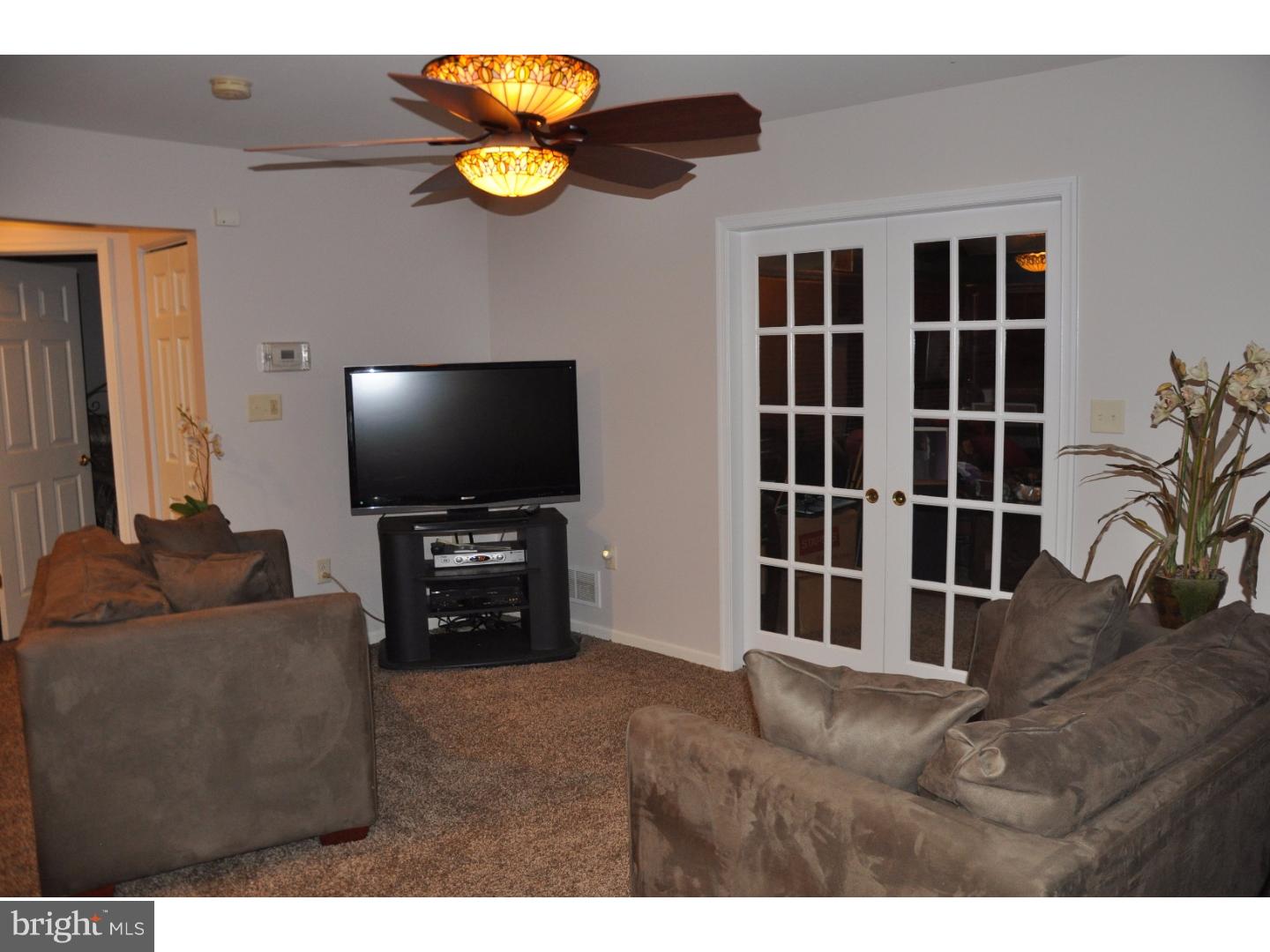 25 Plumtree Road Levittown, PA 19056 - Photo 10 of 25 Gallery Image 10