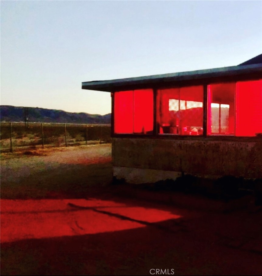 4759 Pinto Mountain Road Twentynine Palms, CA 92277 - Photo 18 of 21 a view of swimming pool and mountain