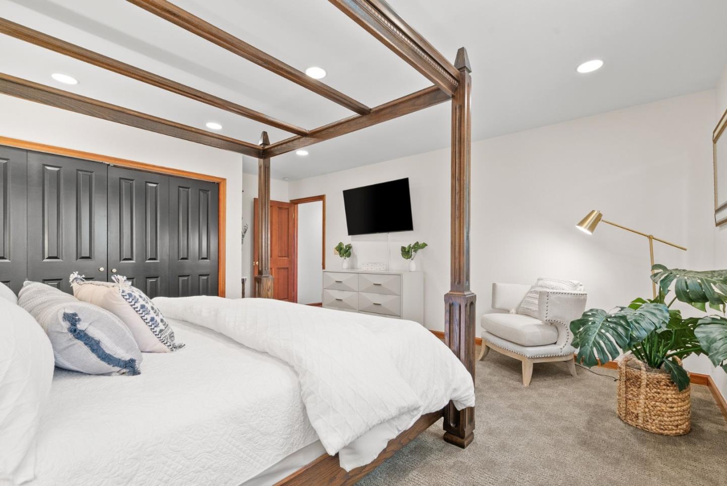 17 Kite Hill Road Santa Cruz, CA 95060 - Photo 42 of 102