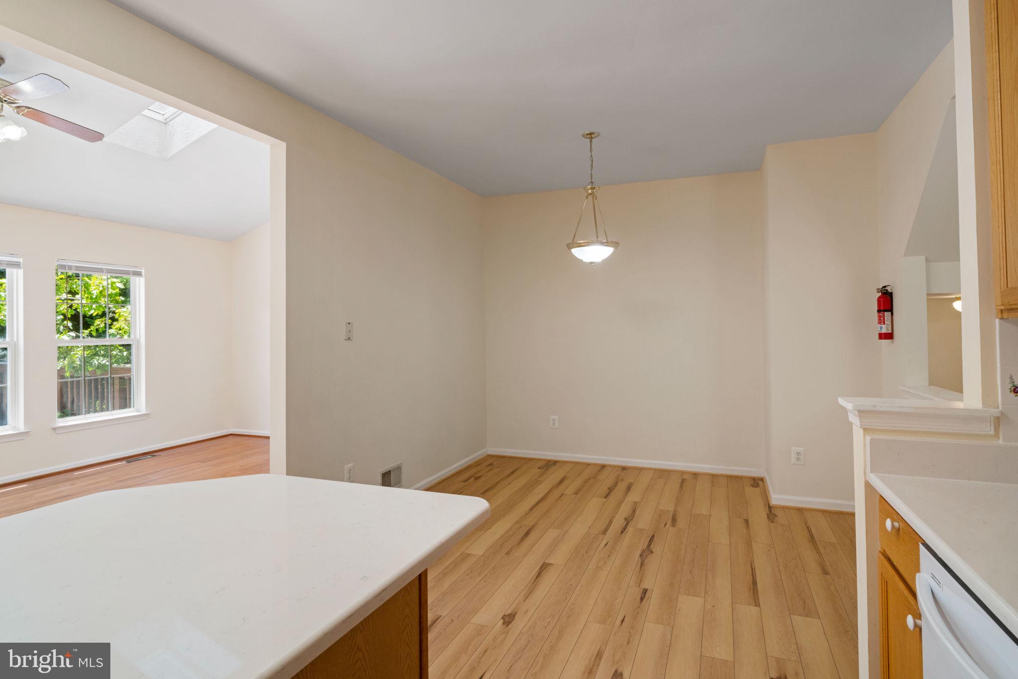 14220 Glade Spring Drive Centreville, VA 20121 - Photo 14 of 35