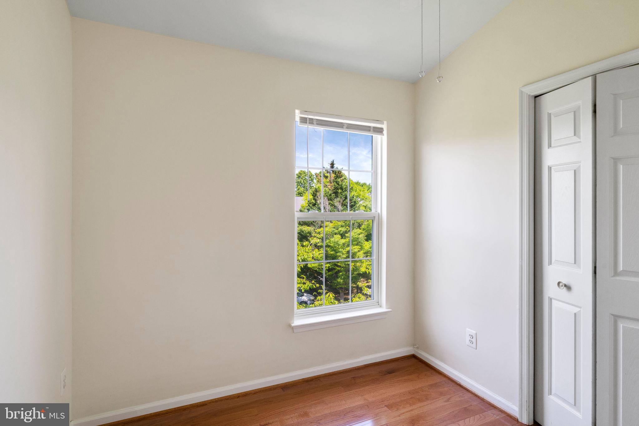 14220 Glade Spring Drive Centreville, VA 20121 - Photo 22 of 35