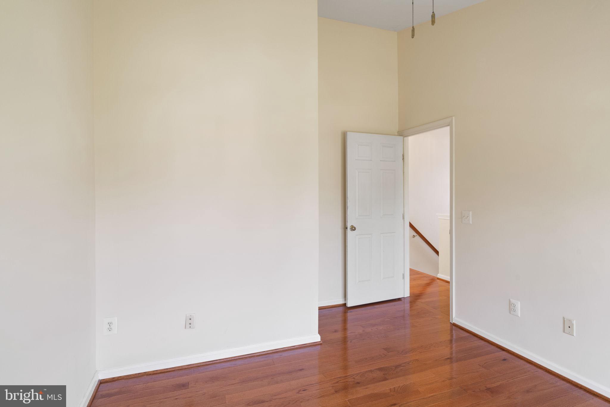 14220 Glade Spring Drive Centreville, VA 20121 - Photo 26 of 35