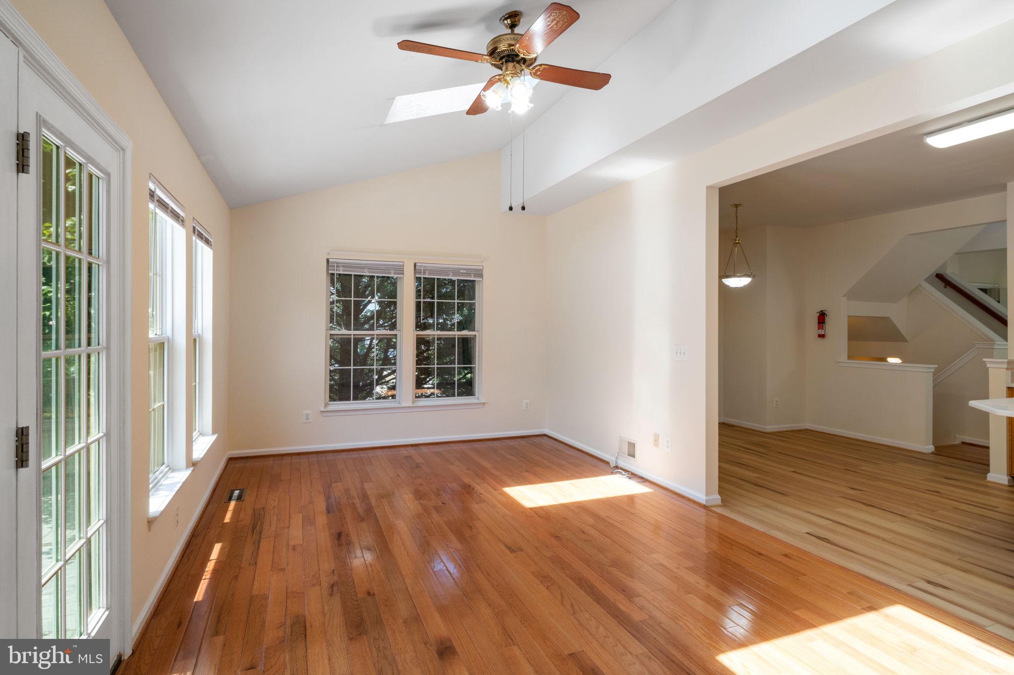 14220 Glade Spring Drive Centreville, VA 20121 - Photo 10 of 35