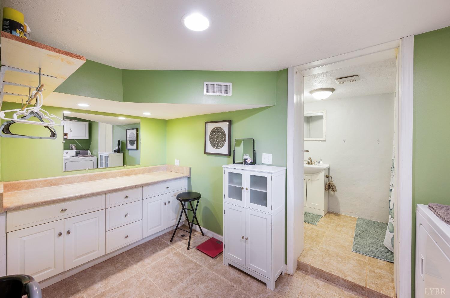 1404 Belltown Road Bedford, VA 24523 - Photo 24 of 38 Gallery Image 24