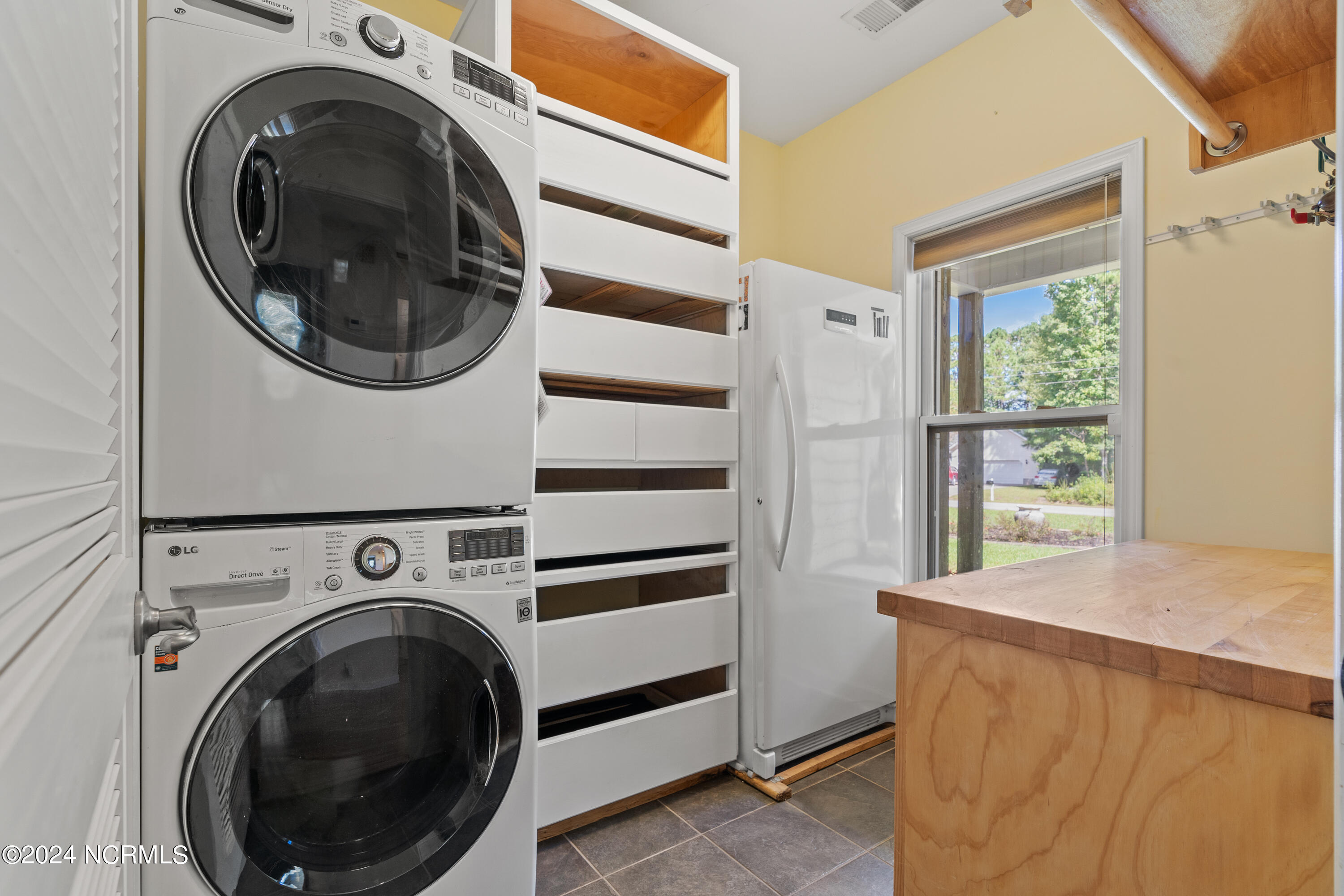 555 Boundary Loop Road Northwest Calabash, NC 28467 - Photo 28 of 44 Laundry
