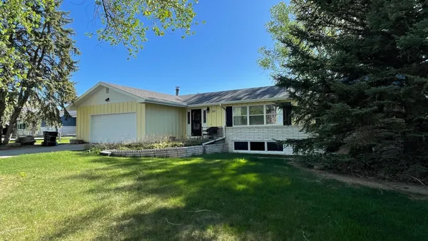 $490,000 | 311 Grande Vista Road, Torrington, WY 82240