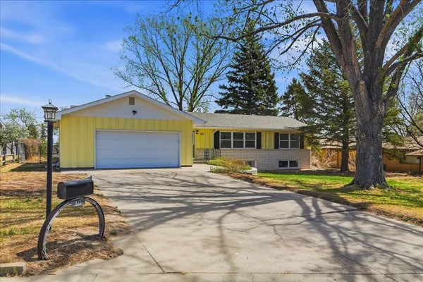 $490,000 | 311 Grande Vista Road, Torrington, WY 82240