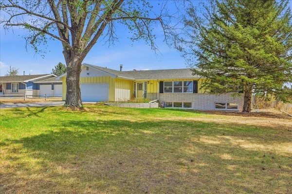 $490,000 | 311 Grande Vista Road, Torrington, WY 82240
