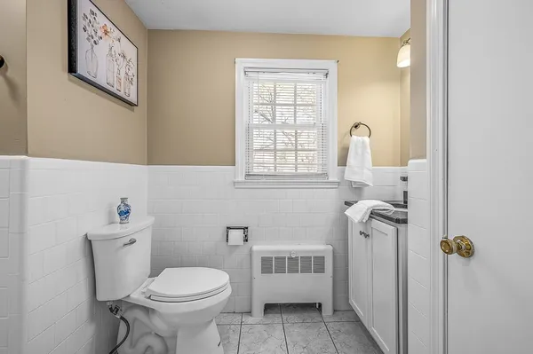 $689,900 | 14 Knollwood Drive, Shrewsbury, MA 01545