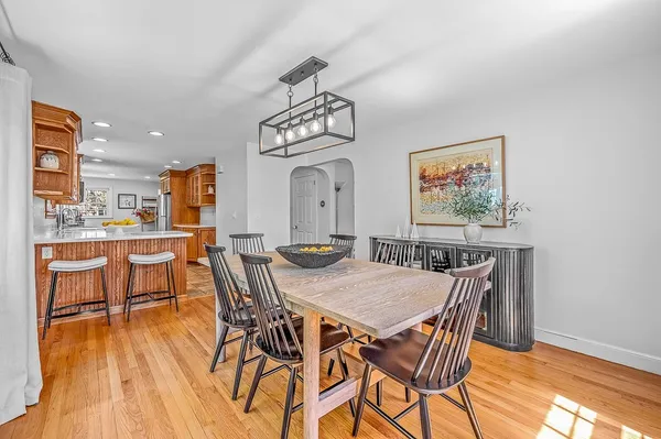 $689,900 | 14 Knollwood Drive, Shrewsbury, MA 01545