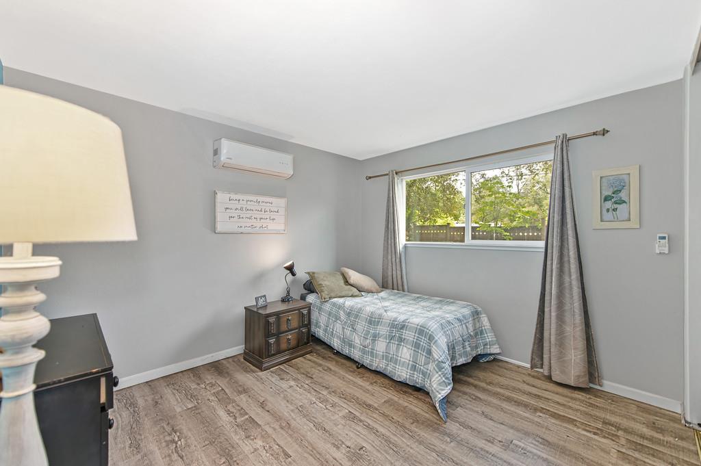 6689 Rhodes Avenue Placerville, CA 95667 - Photo 28 of 60 a bedroom with a bed and a window