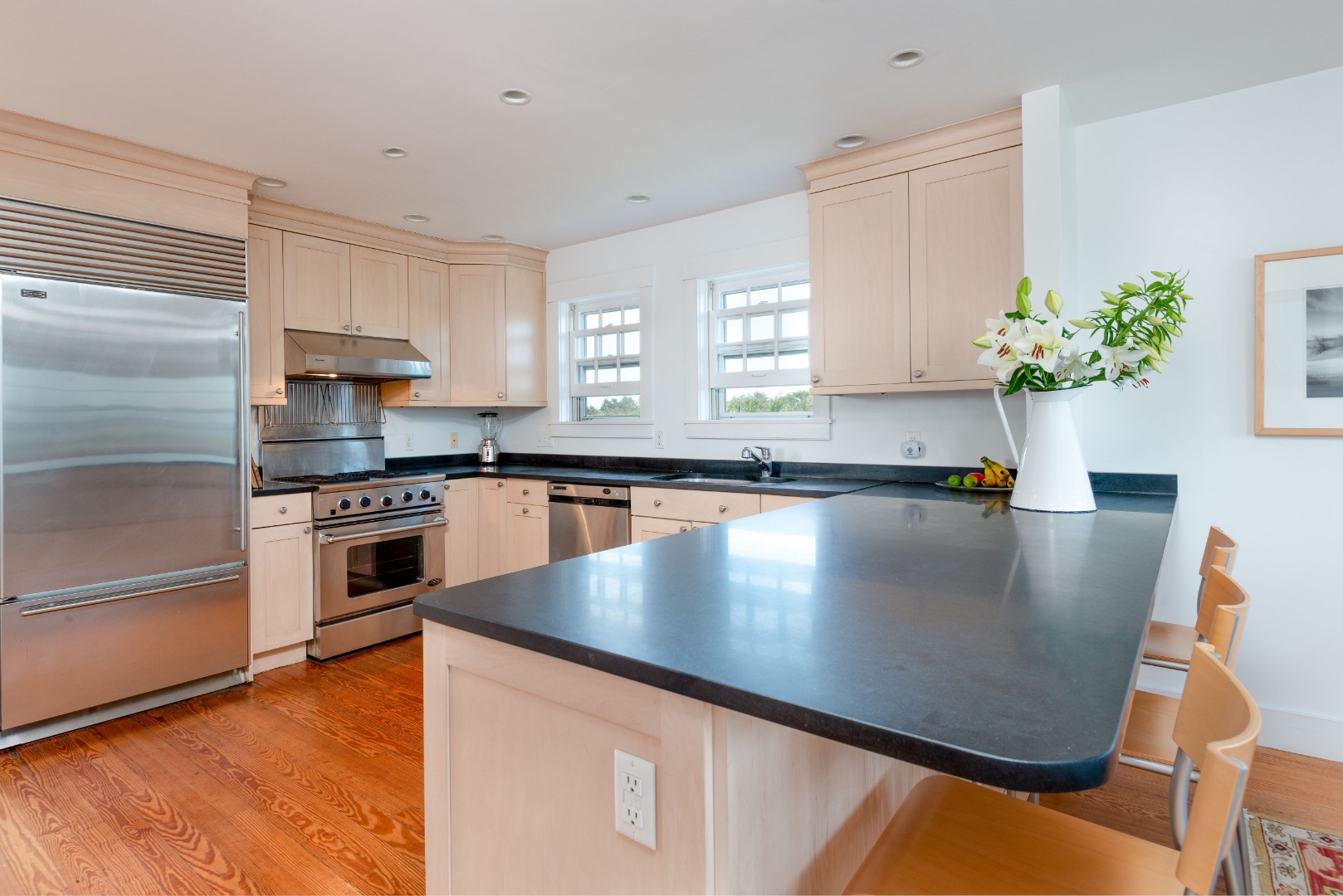 72 Quidnet Road Nantucket, MA 02554 - Photo 15 of 37 Gallery Image 15