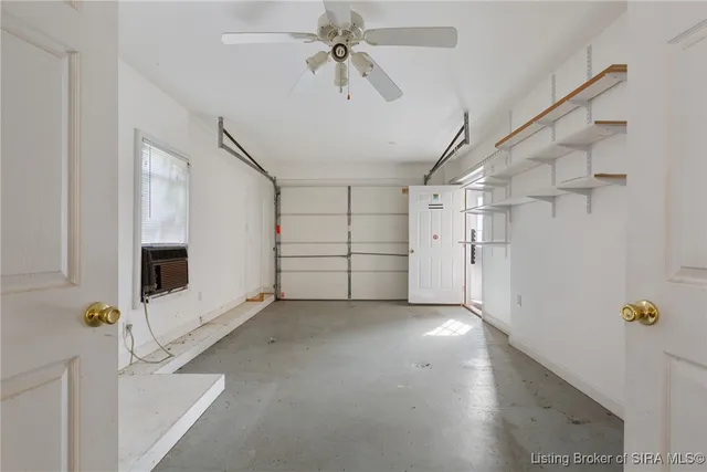 $2,300 | 2190 2 Mile Lane, New Albany, IN 47150